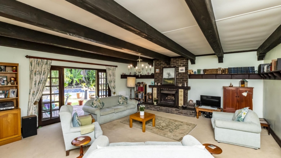 8 Bedroom Property for Sale in Selborne Eastern Cape